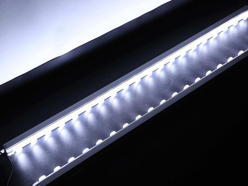 led燈打開(kāi)后不停閃爍怎么處理好？教你兩招可以排查出原因